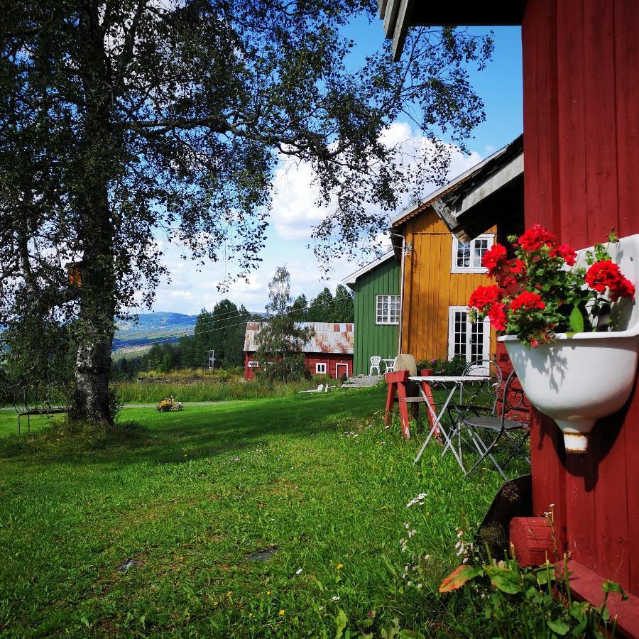 Haugtun Gardspensjonat Og Leiligheter Nordre Land Экстерьер фото